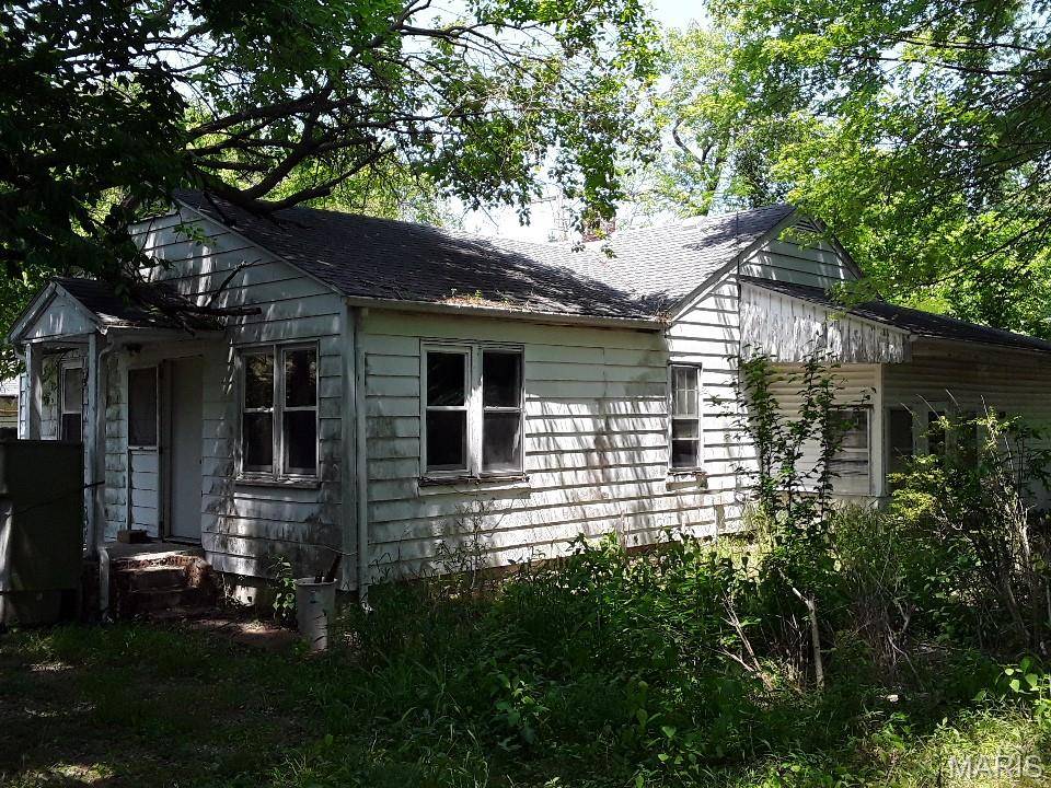 37 Griffith DR, Carbondale, IL 62903