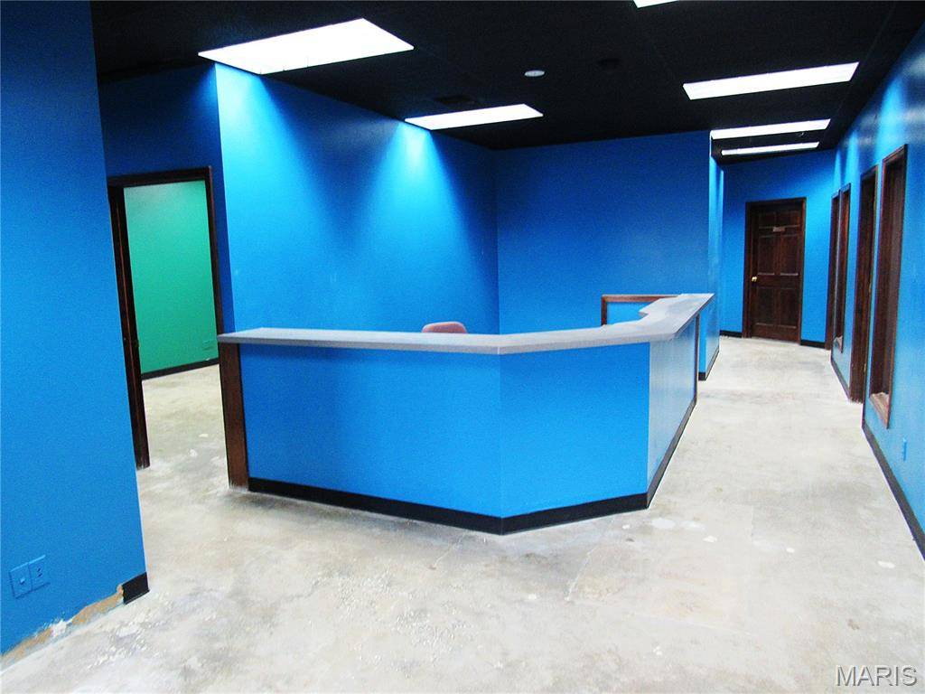 235 E Center DR #A, Alton, IL 62002