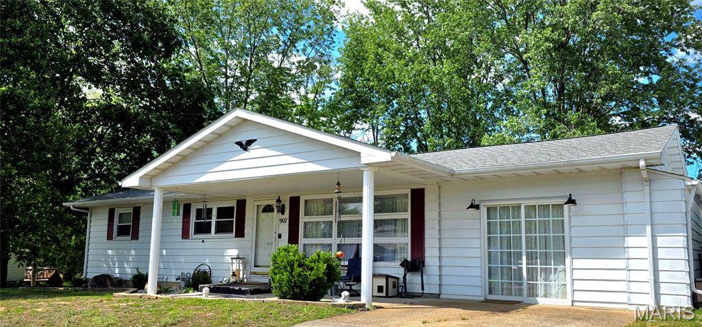 907 Booster ST, Evansville, IL 62242