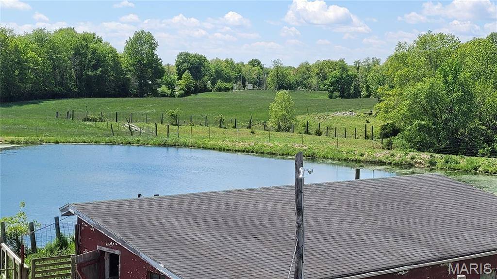 78 Frank Lane, Hillsboro, IL 62049