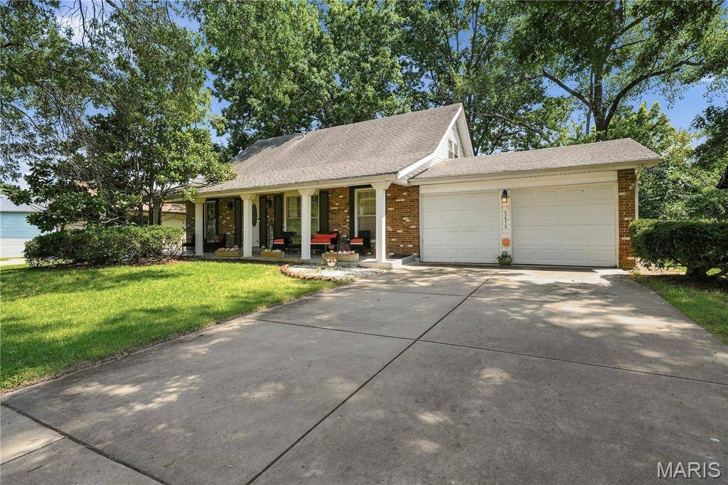 5412 Priorybrook RD, Black Jack, MO 63033