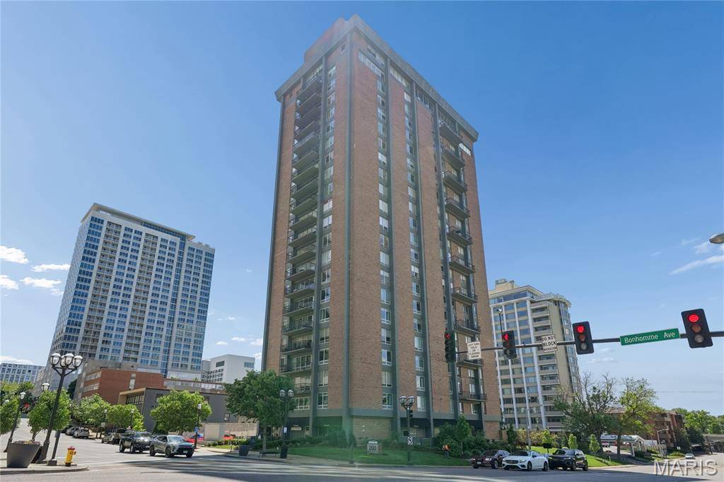 200 S Brentwood BLVD #7F, Clayton, MO 63105
