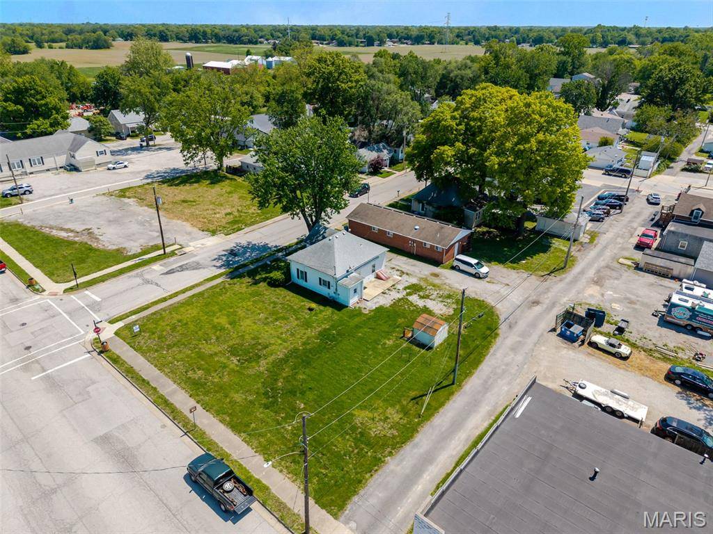 105 S Donk AVE, Maryville, IL 62062