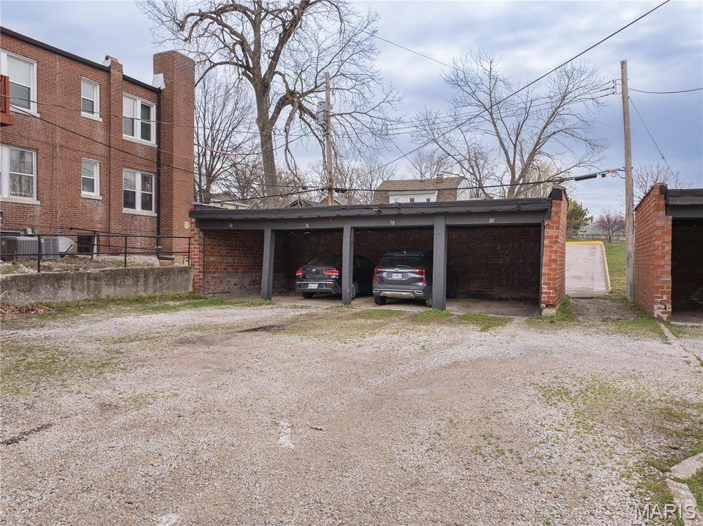 1274 Hawthorne PL, Richmond Heights, MO 63117