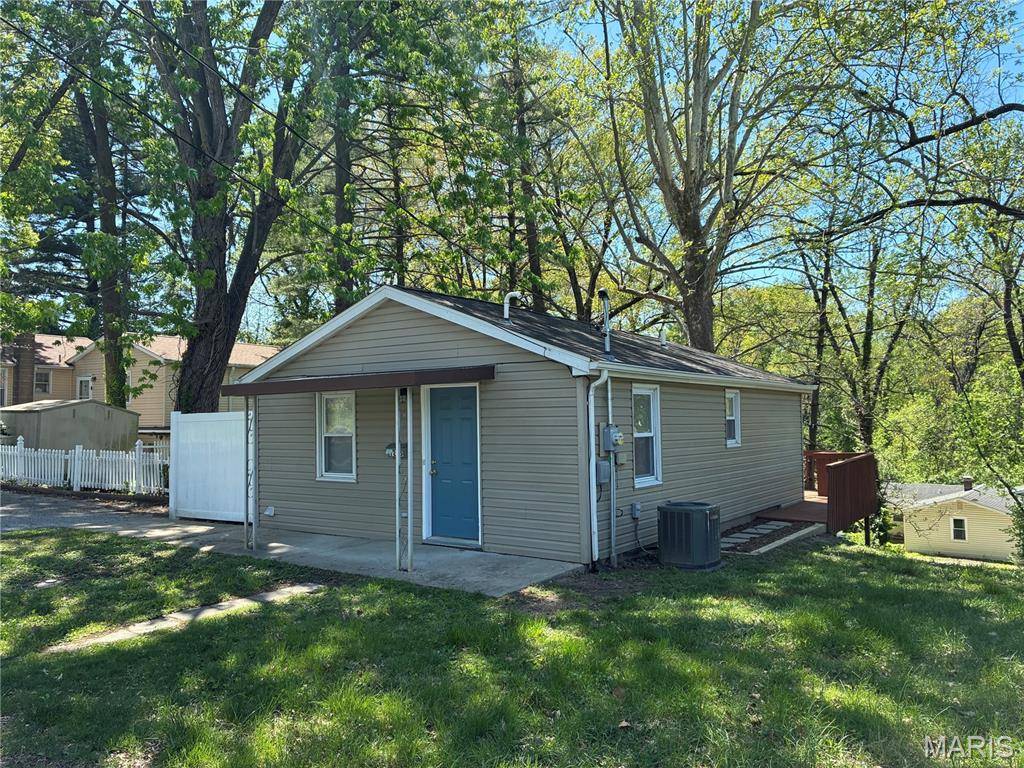 1215 Western AVE, Swansea, IL 62226