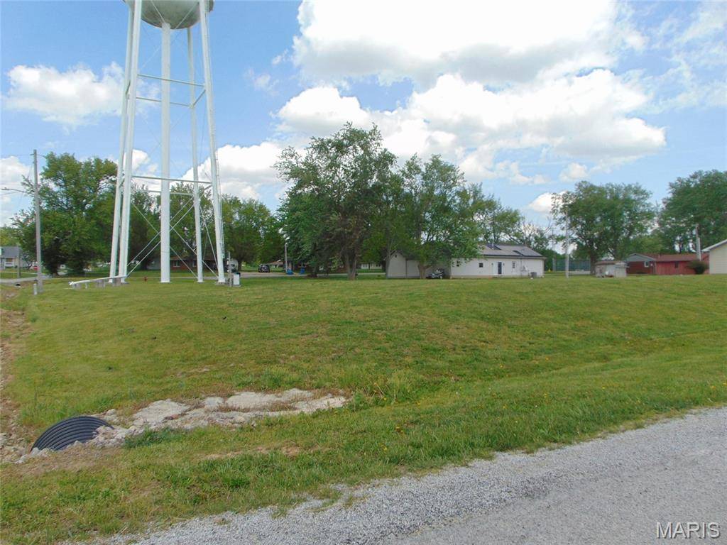 103 Meadow, Ava, IL 62907