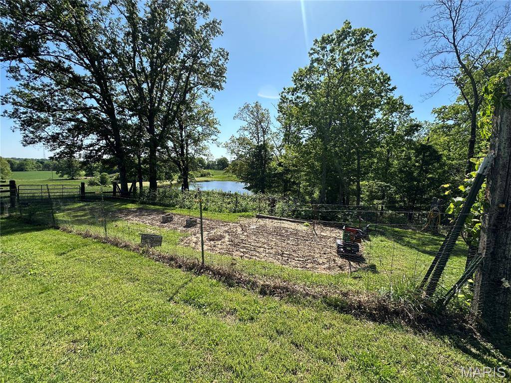 9505 County Road 250, Puxico, MO 63960