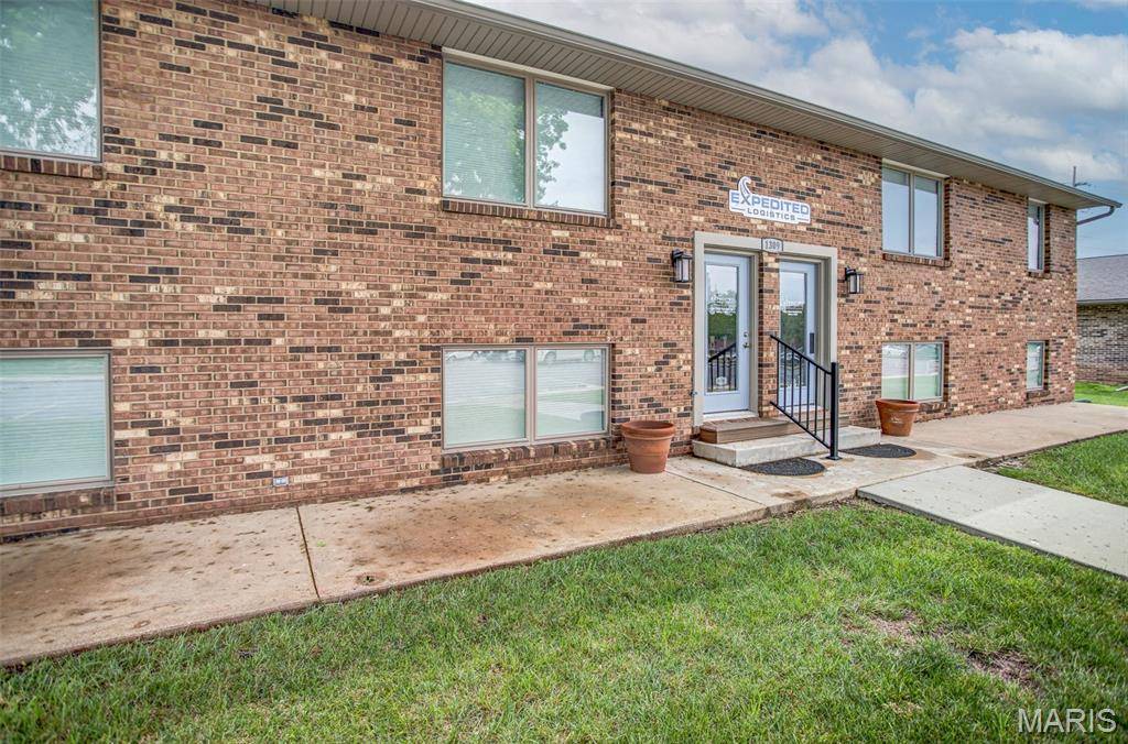 1309 Dadrian Professional PARK, Godfrey, IL 62035
