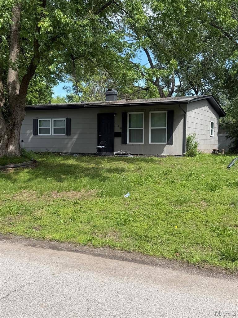 120 Saint Robert DR, Cahokia, IL 62206