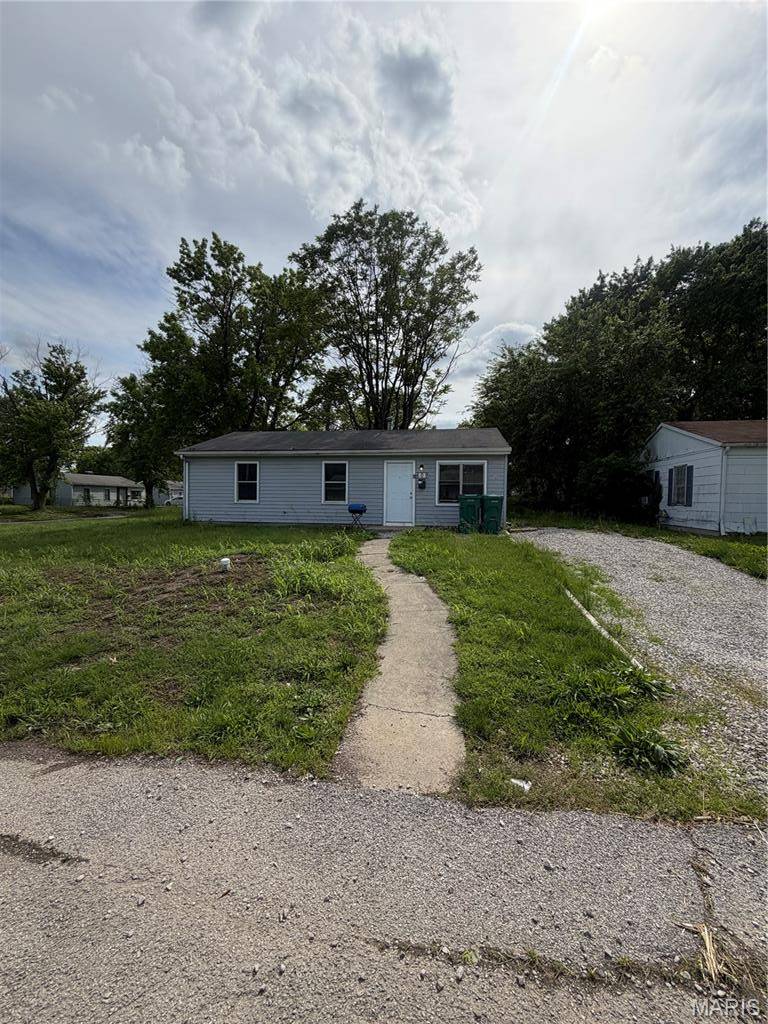 609 Saint Cecilia DR, Cahokia, IL 62206