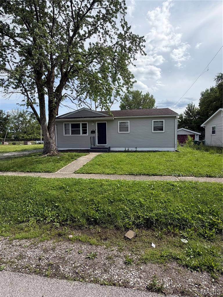 28 School ST, Cahokia, IL 62206