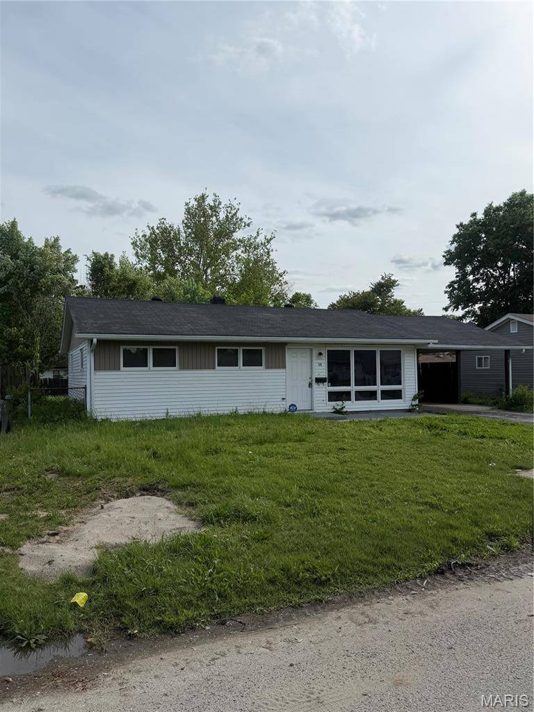 18 Melvin DR, Cahokia, IL 62206