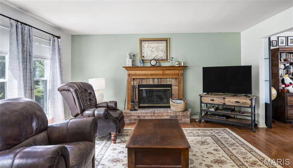 1918 Belmont DR, Festus, MO 63028