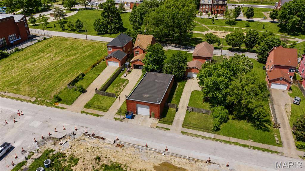 2605 N 20th ST, St Louis, MO 63106