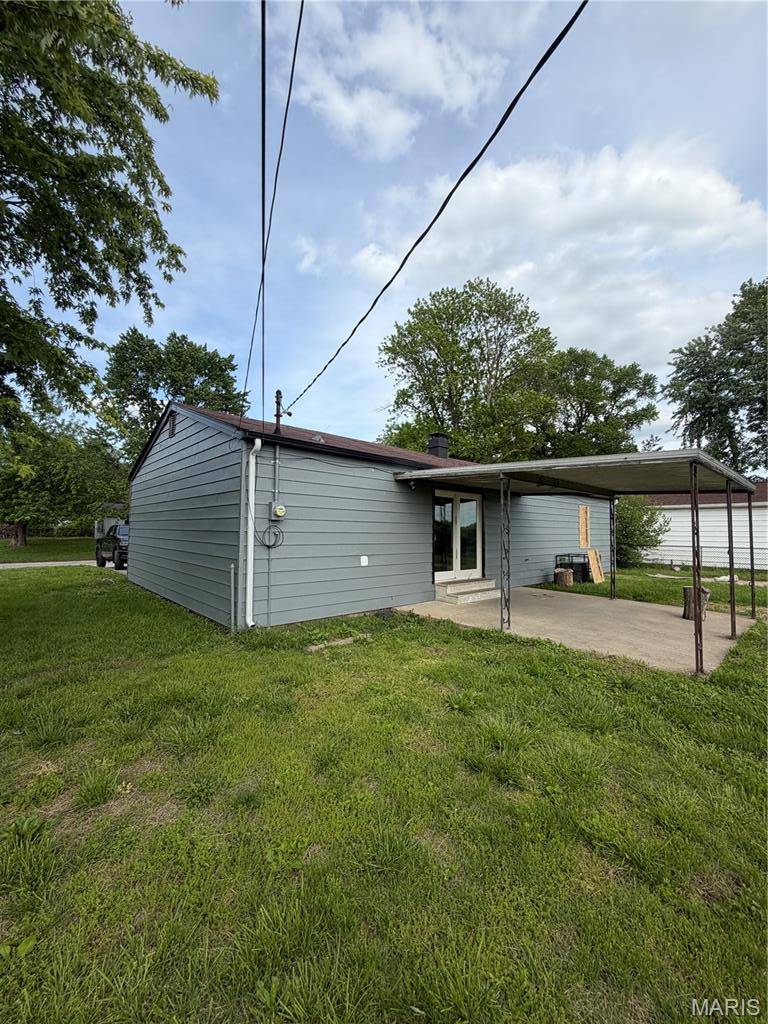 60 W Adams DR, Cahokia, IL 62206