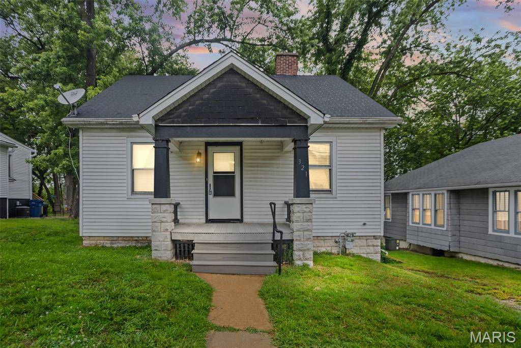 321 W Cleveland AVE, Belleville, IL 62220