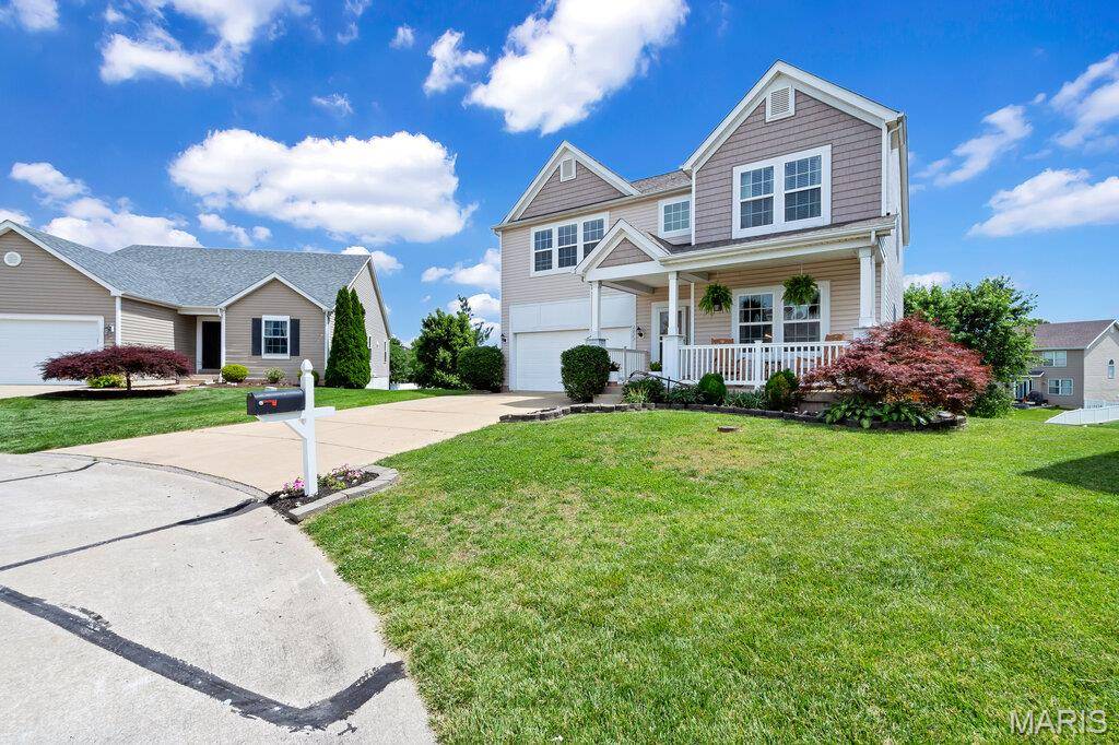 2023 Preston Woods Pkwy, Lake St Louis, MO 63367