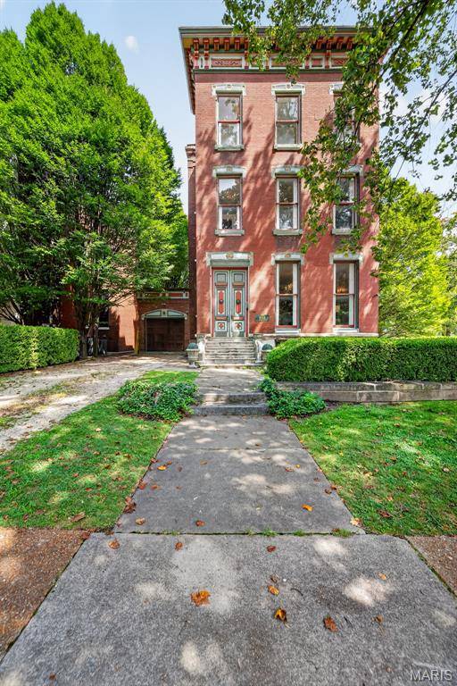 1554 Mississippi AVE, St Louis, MO 63104