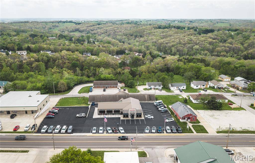 1008 E Main ST, Linn, MO 65051