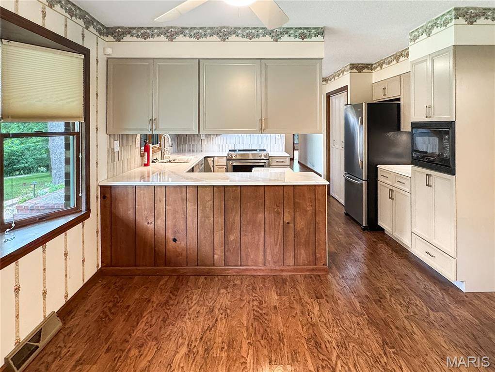 635 E Villa Ridge RD, Villa Ridge, MO 63089