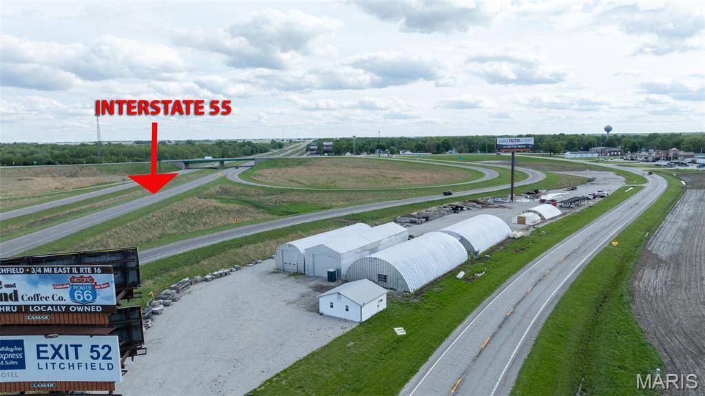 31000 W Frontage RD, Farmersville, IL 62533