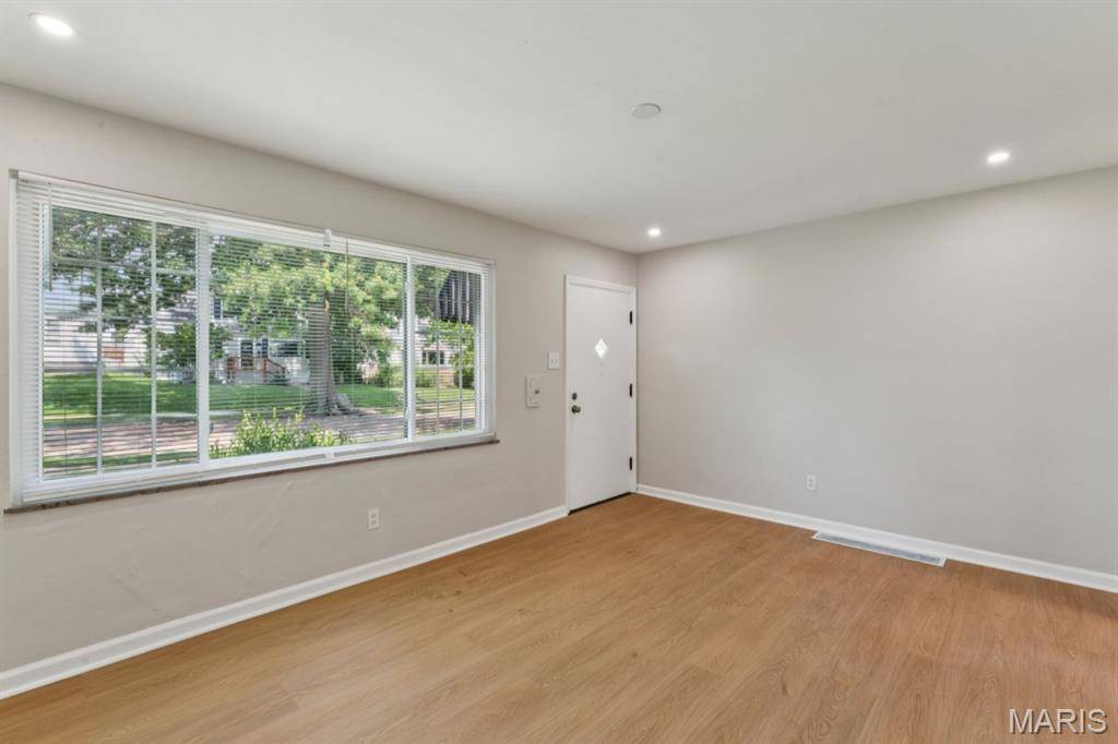 5248 Potomac ST, St Louis, MO 63139