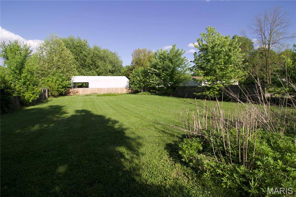 402 E Elm ST, Bunker Hill, IL 62014
