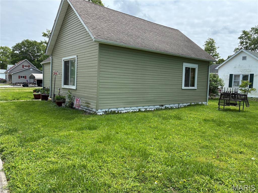 592 Brown AVE, Livingston, IL 62058