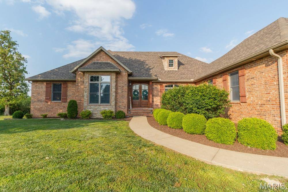 929 CASTLE ROCK AVE AVE, Lebanon, MO 65536
