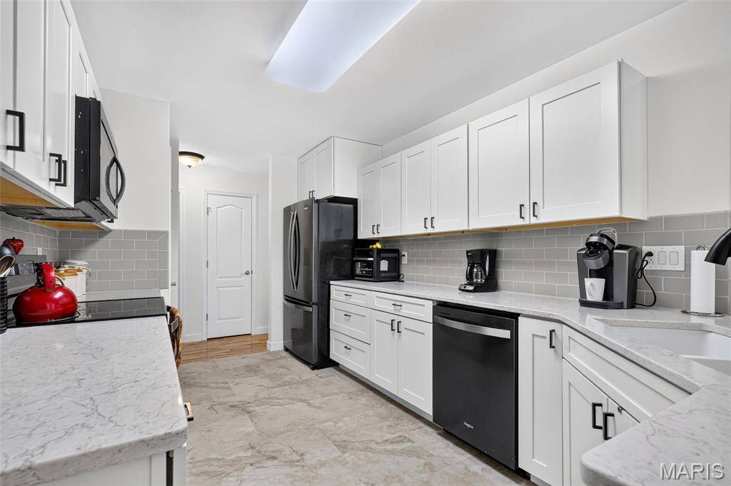 202 Park Ridge DR #64a, O'fallon, MO 63366