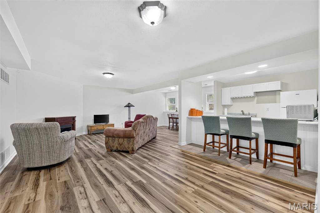 202 Park Ridge DR #64a, O'fallon, MO 63366
