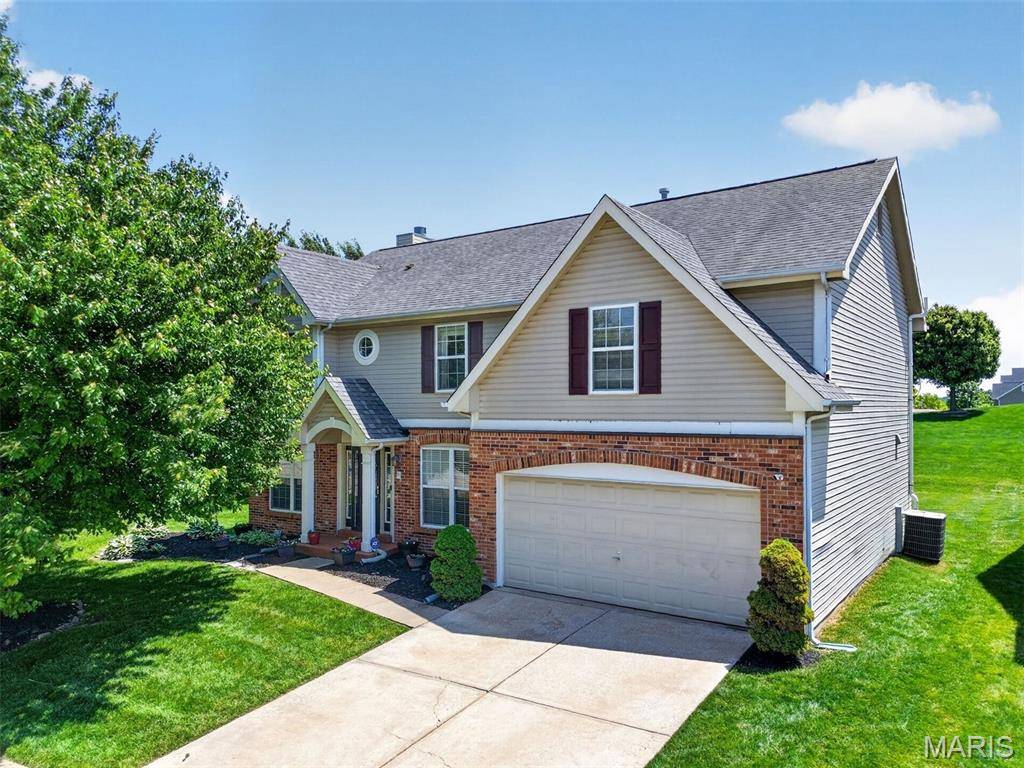 102 August PL, Florissant, MO 63034