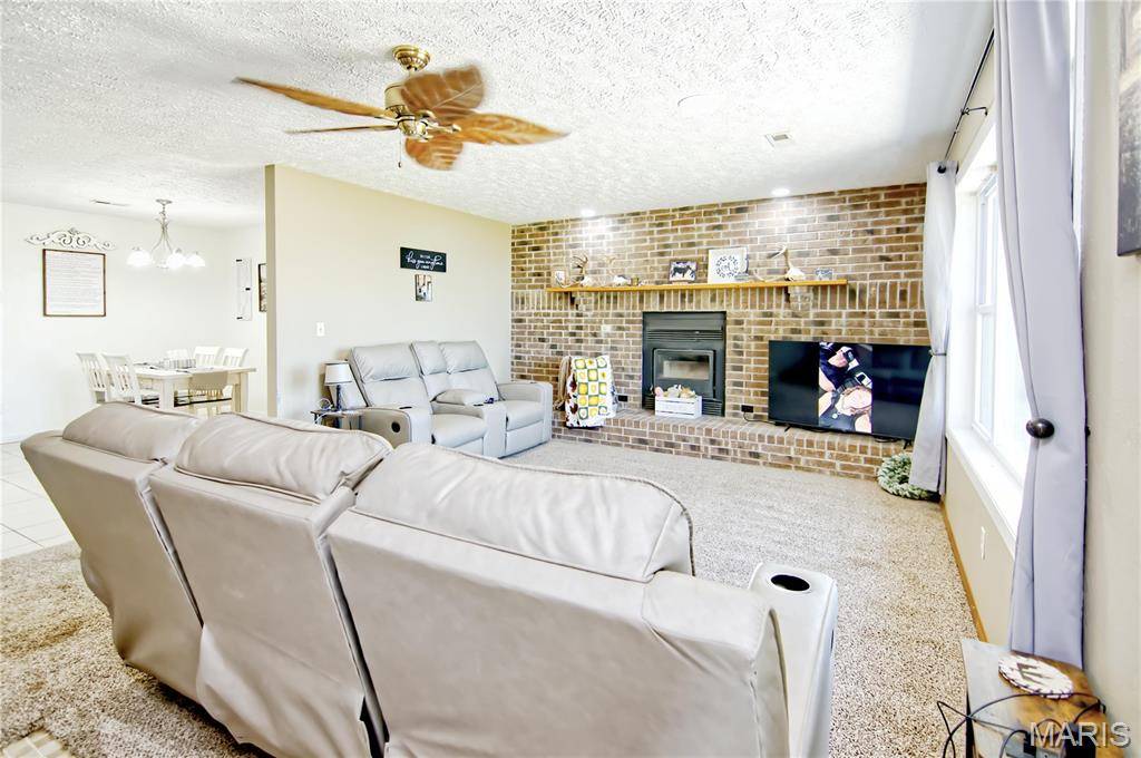 29828 Anthony RD, Falcon, MO 65470