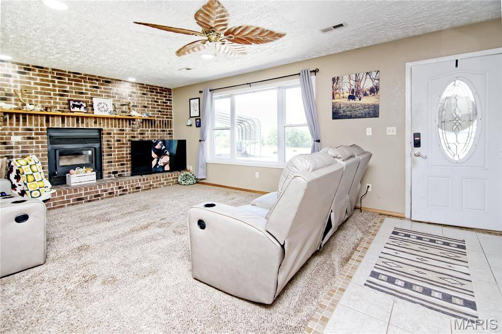 29828 Anthony RD, Falcon, MO 65470