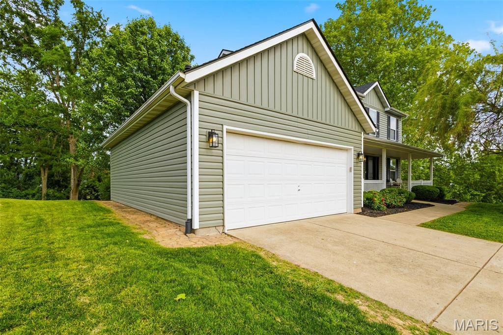 2629 Kory DR, Columbia, IL 62236