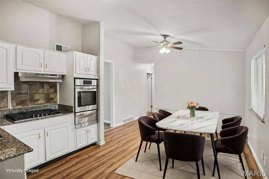 1145 Cheyenne DR, Florissant, MO 63033