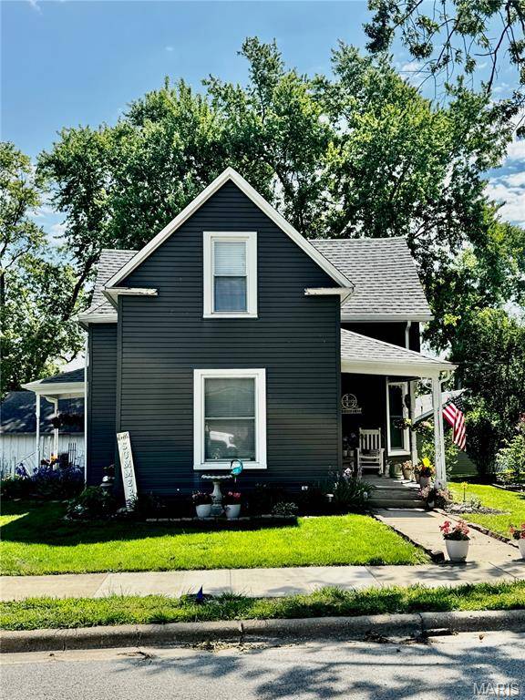 420 Eastern AVE, Greenville, IL 62246