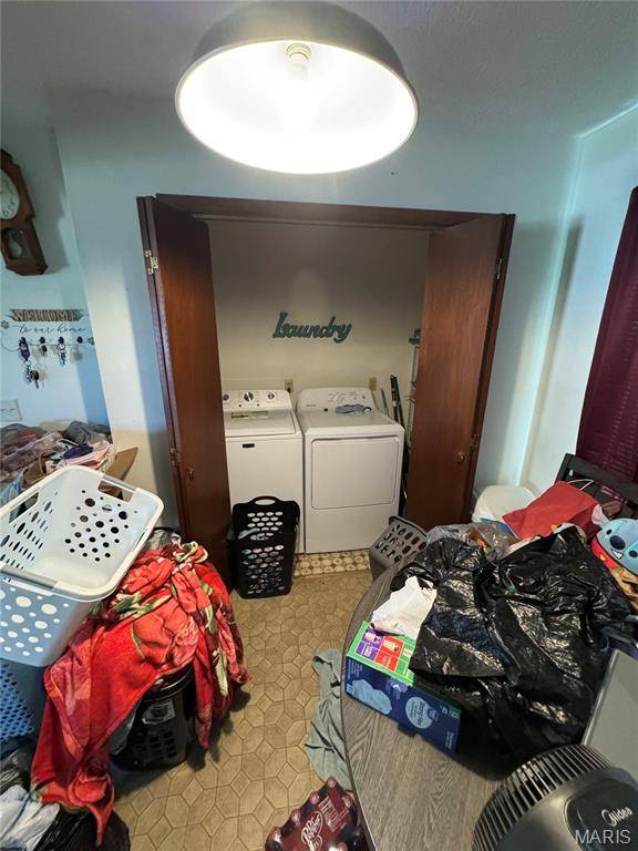 943 Judy DR, Farmington, MO 63640