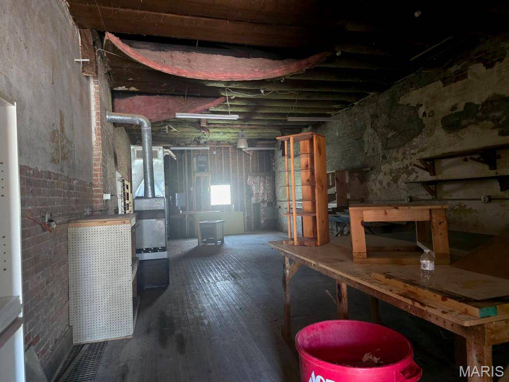 628 Hamilton RD, Taylor Springs, IL 62089
