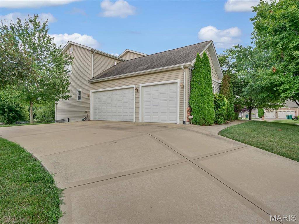 1200 Gregerson Ct CT, O'fallon, IL 62269