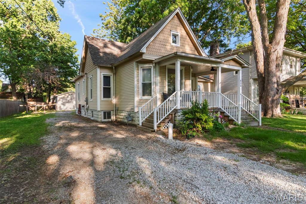 620 N Walnut ST, Litchfield, IL 62056