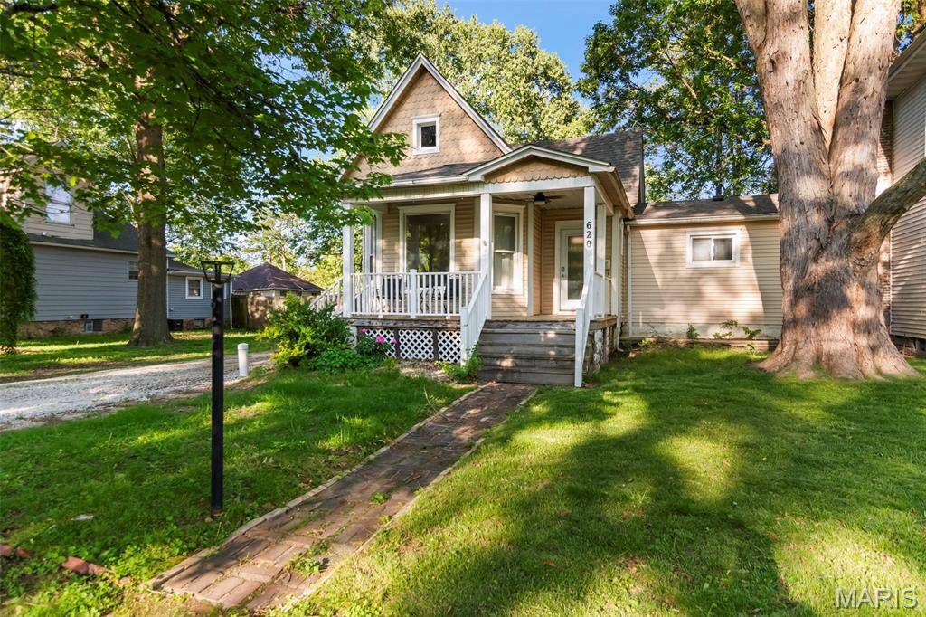 620 N Walnut ST, Litchfield, IL 62056