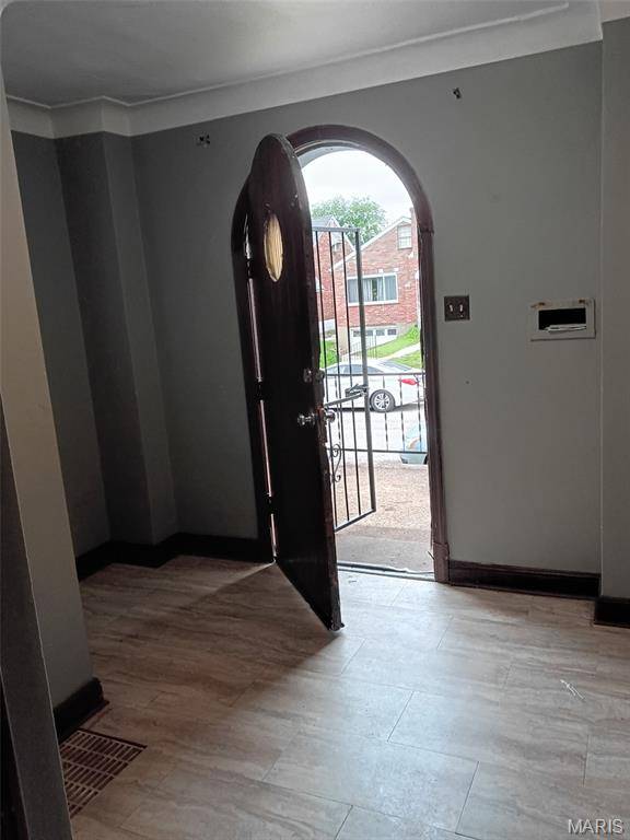 5936 Pamplin AVE, St Louis, MO 63147