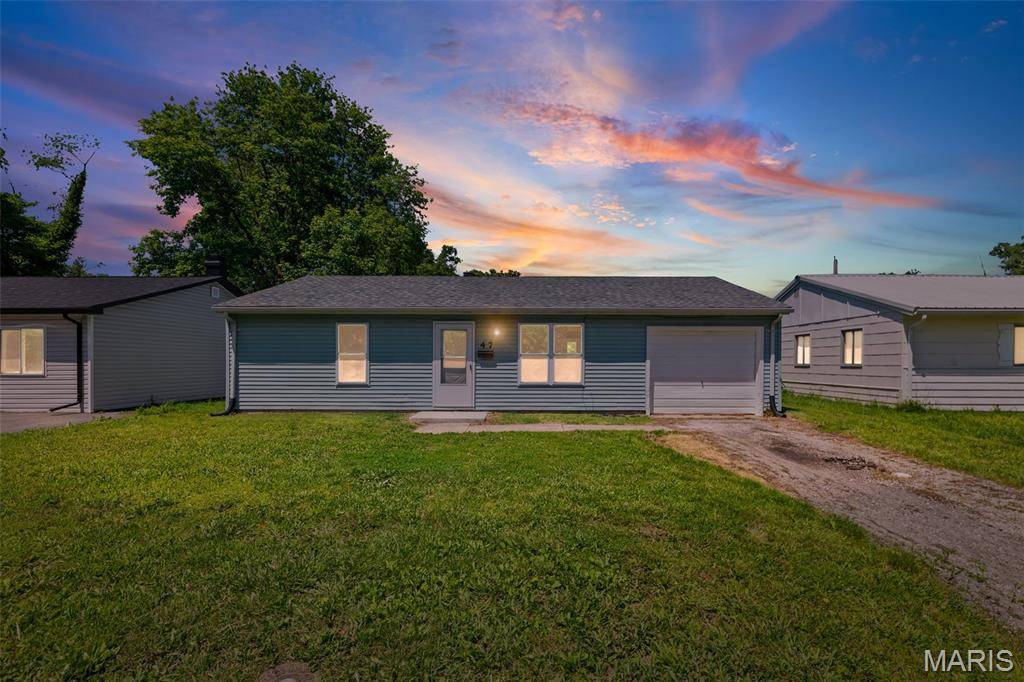 47 Saint Henry DR, Cahokia, IL 62206