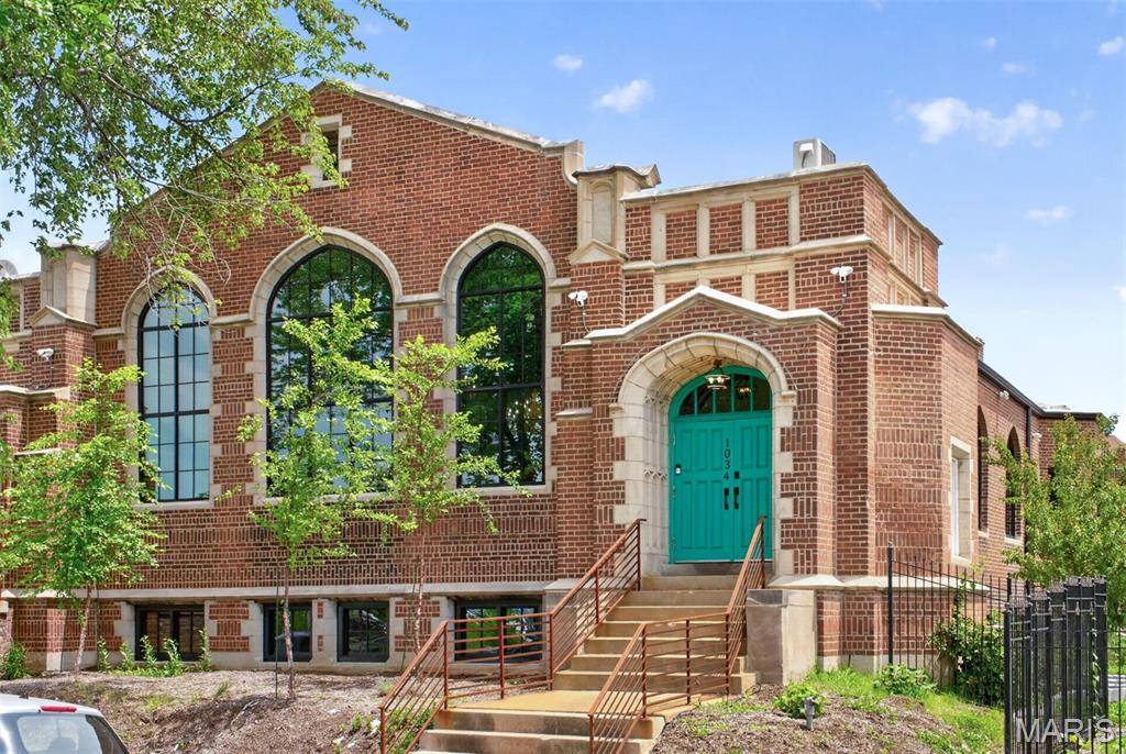1034 S Kingshighway BLVD, St Louis, MO 63110