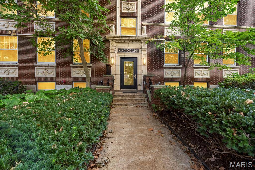 5510 Waterman BLVD #202, St Louis, MO 63112