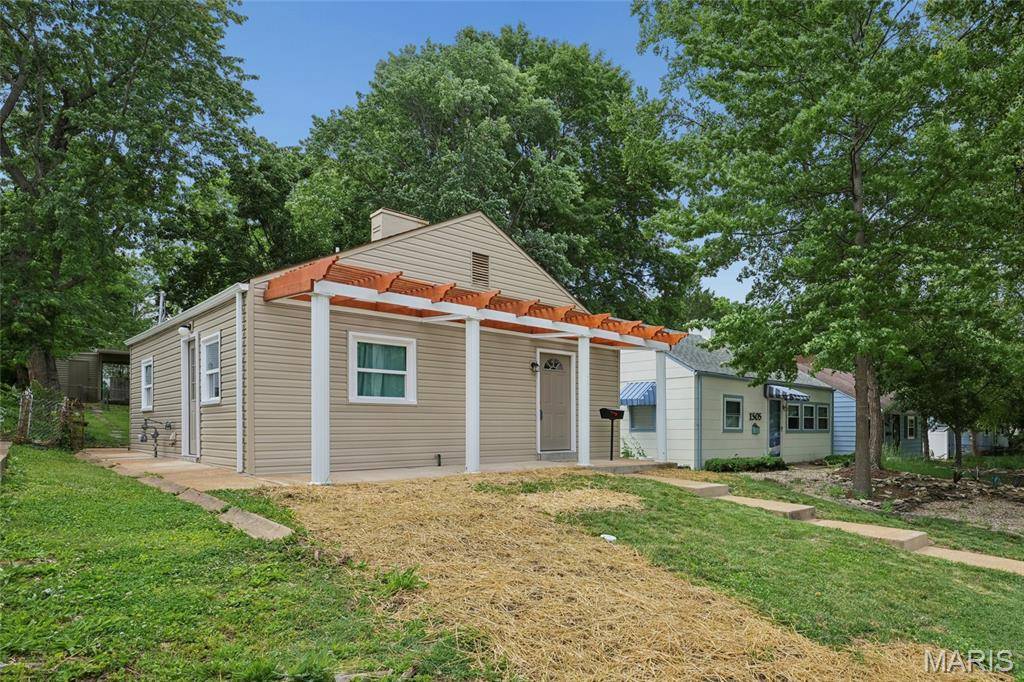 1509 Kraft ST, St Louis, MO 63139