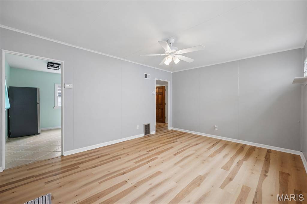 1509 Kraft ST, St Louis, MO 63139