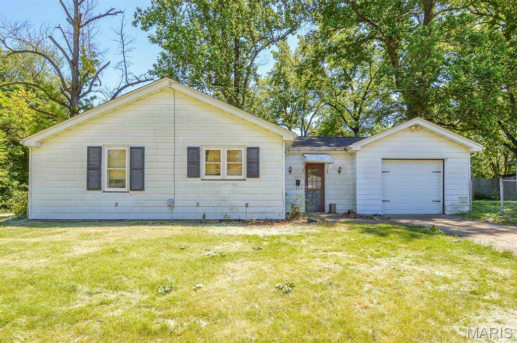 6814 Osage DR, Belleville, IL 62223