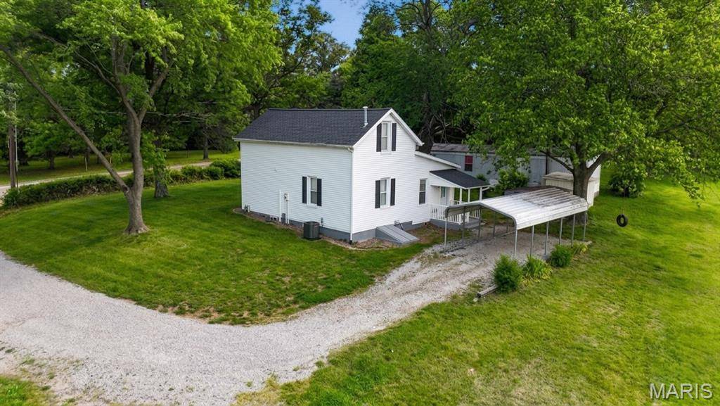 2020 Lebanon AVE, Belleville, IL 62221